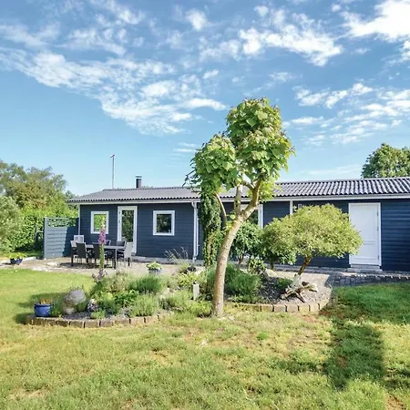 Three-bedroom Holiday In Ferienhaus