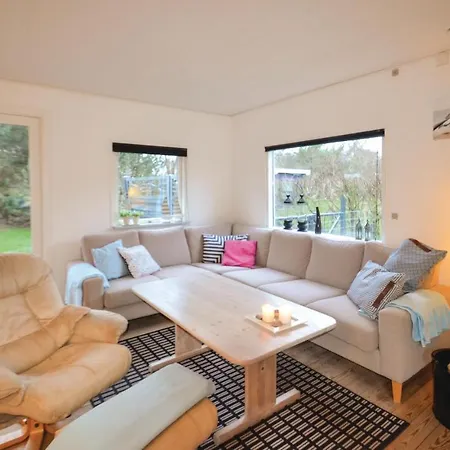Three-bedroom Holiday In