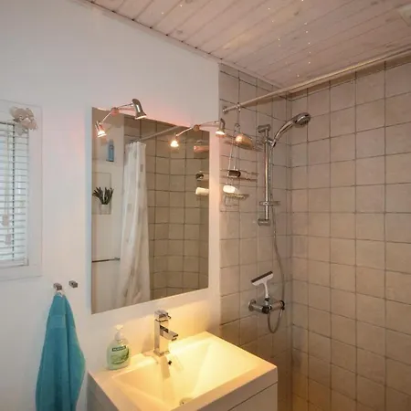 Three-bedroom Holiday In * Dannemare