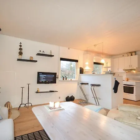 Three-bedroom Holiday In Ferienhaus