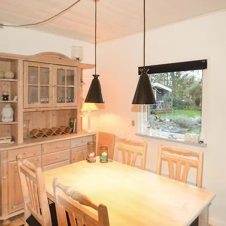 Three-bedroom Holiday In